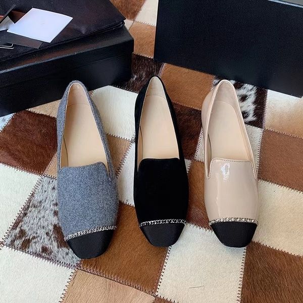 2022 new women's designer flat bottom shoes round head high grade leather sole multifunctional shallow mouth temperament ballet small f, Black